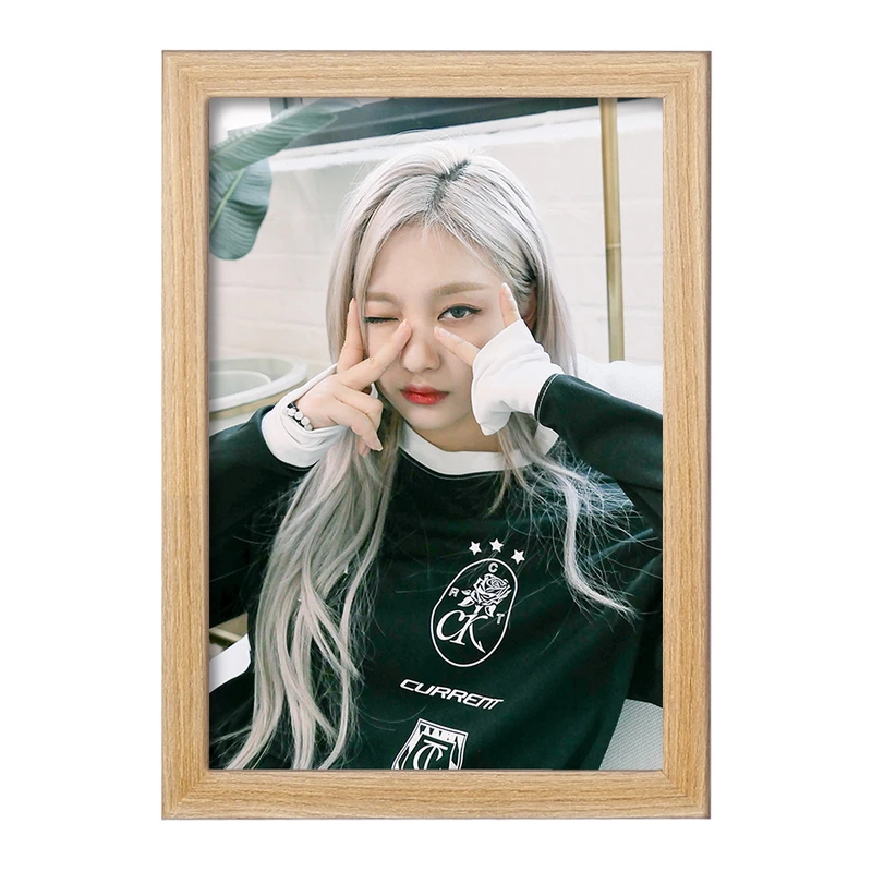 تابلو خندالو مدل نینگ نینگ گروه آسپا Aespa  کد 19722