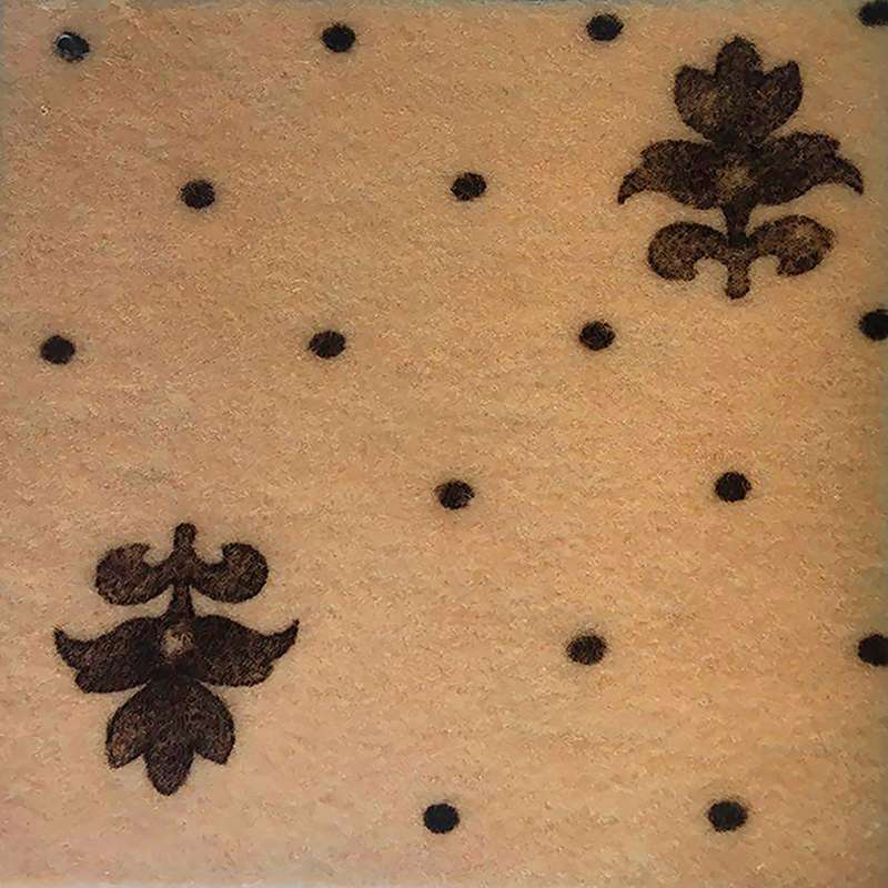 موکت سپاهان موکت طرح ولور چاپی زنبق زمینه کرم کد011