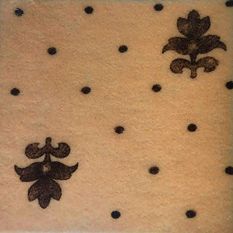 موکت سپاهان موکت طرح ولور چاپی زنبق زمینه کرم کد011