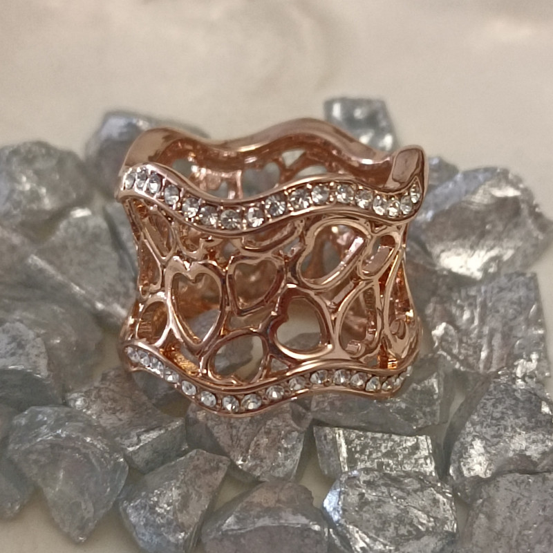 انگشتر زنانه مدل فانتزی نگین دار