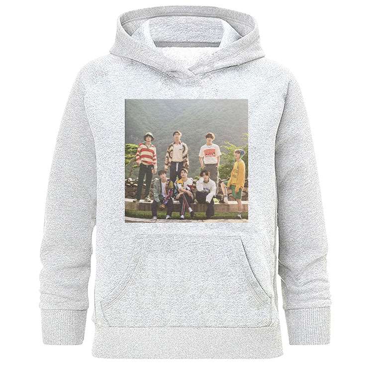 هودی زنانه طرح بی تی اس مدل H330