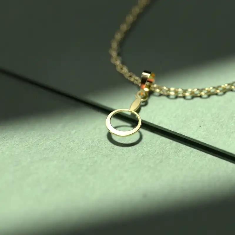 گردنبند طلا 18 عیار زنانه مدوپد مدل هندسی کد EE2-1-1127