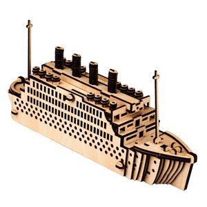 نقد و بررسی ساختنی طرح کشتی مدل تایتانیک توسط خریداران