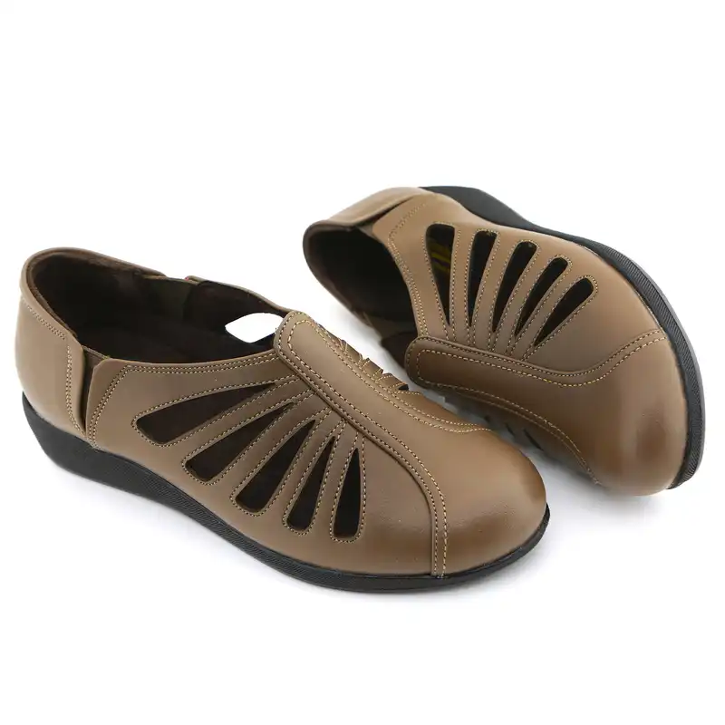 کفش زنانه روشن مدل شاهین کد 23