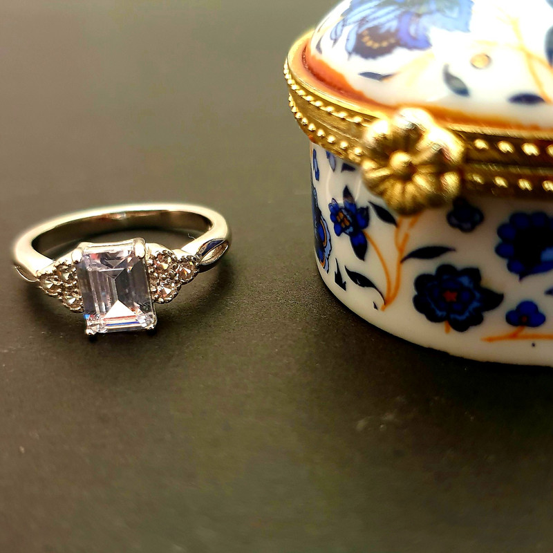 انگشتر نقره زنانه مدل N73 انگشتر نقره زنانه مدل N73