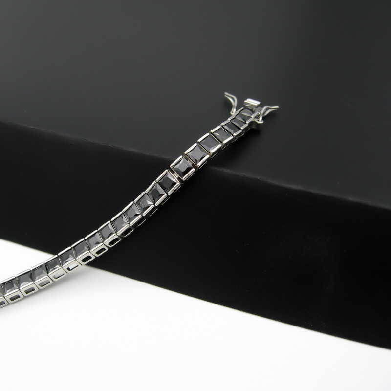 دستبند نقره مردانه مانچو کد bs014 دستبند نقره مردانه مانچو کد bs014