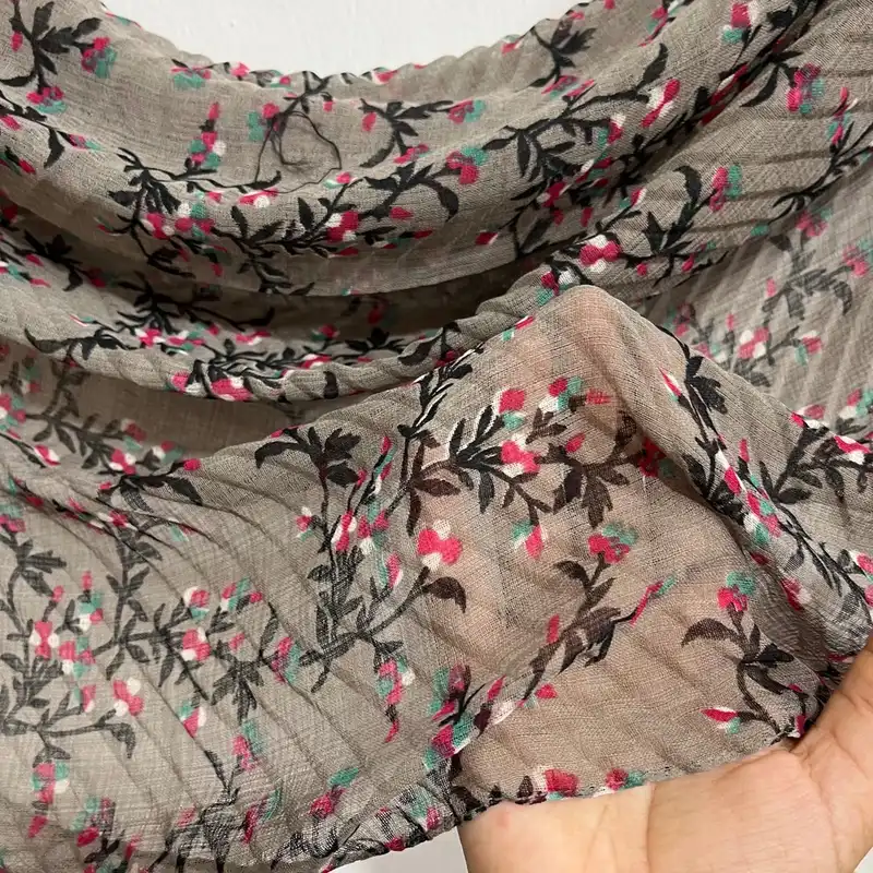 شال زنانه مدل پلیسه مجلسی گل ریز