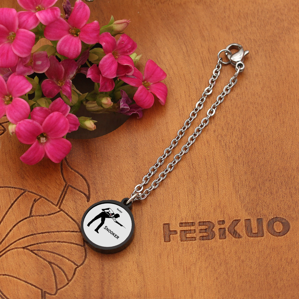 آویز ساعت زنانه ناکسیگو مدل شب تاب طرح اسنوکر کد AW8994