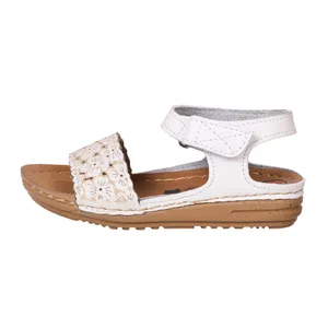 صندل دخترانه پاپا مدل  ال آی کد WH.3301