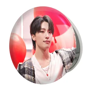 آینه جیبی خندالو طرح دینو گروه سونتین Seventeen مدل تاشو کد 21610 