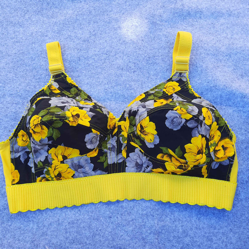 سوتین زنانه مدل زیر نخ کش پهن