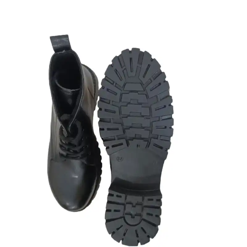 نیم بوت زنانه مدل شاهین 526