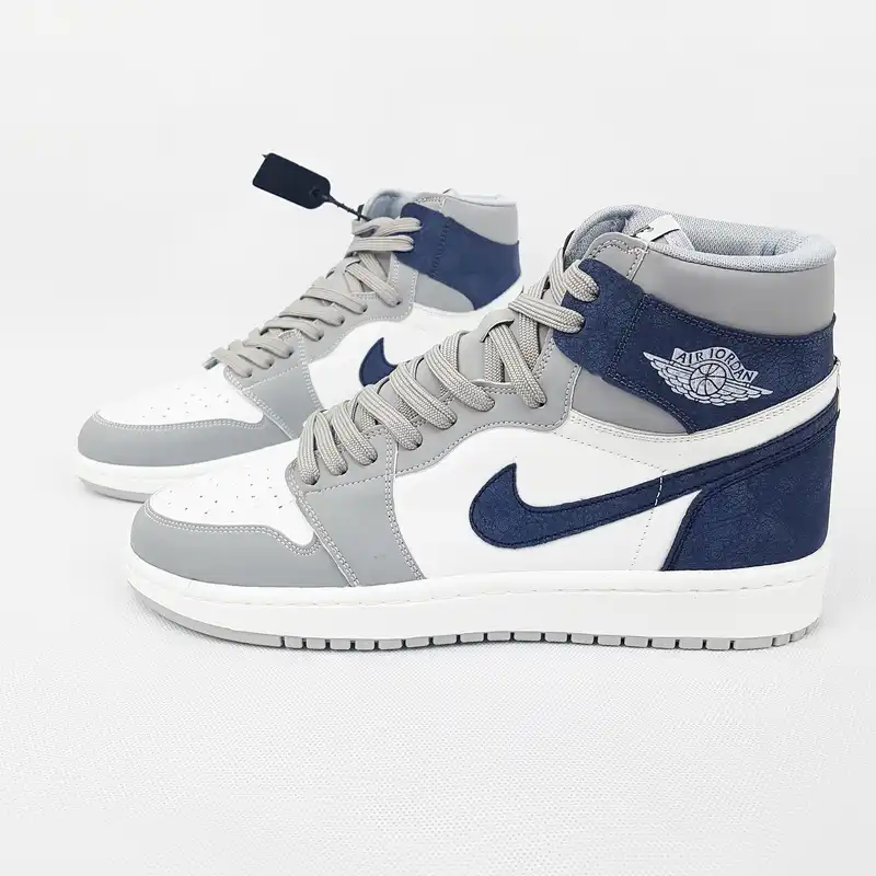 کفش پیاده روی مدل ایرفورس پترولیوم