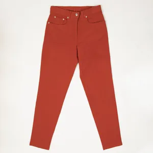 شلوار جین زنانه مدل مام استایل رنگ پرتقالی