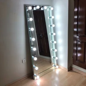 آینه مدل چراغ دار