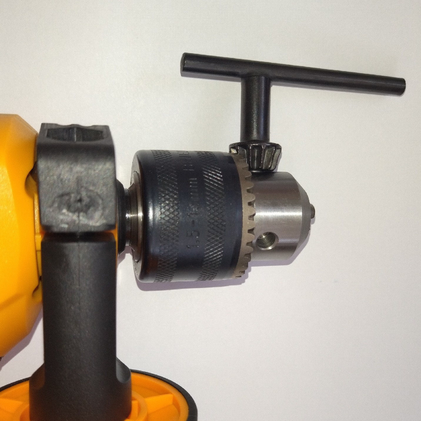 دریل چکشی دینگشی مدل 710W-ISB دریل چکشی دینگشی مدل 710W-ISB