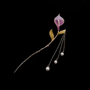 گیره مو زنانه مدل پین مو کانزاشی طرح گل شیپوری آویز دار