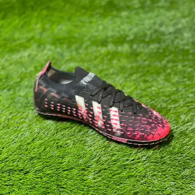 کفش فوتبال پسرانه مدل استوک دار ساقدار کد N-PREDATOR