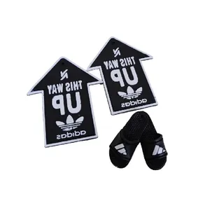 برچسب بدنه خودرو طرح  ادیداس و دمپایی مدل سه خط مجموعه 4 عددی