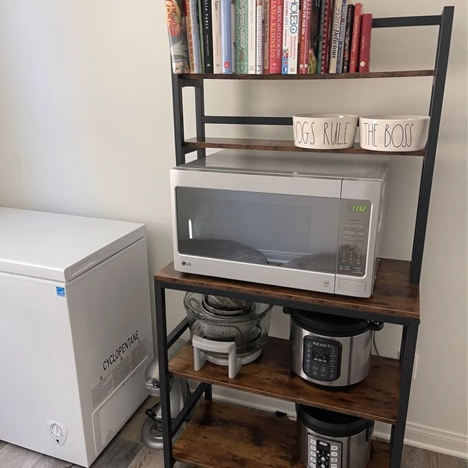 عکس شماره 22 : شلف مدل کافی بار