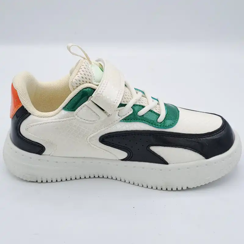 کفش بچگانه مدل چسب دار