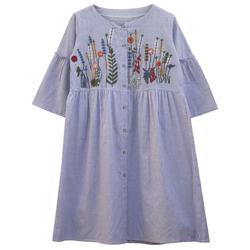 مانتو زنانه مدل گلدوزی شده کد BE10