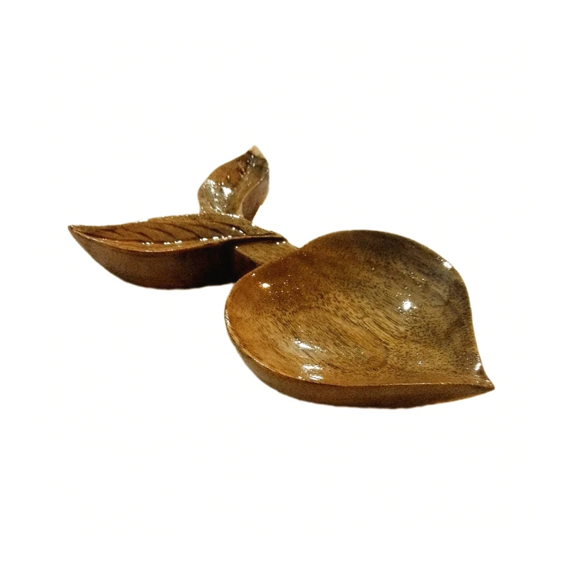 عکس شماره 2 : قاشق چوبی مدل برگ