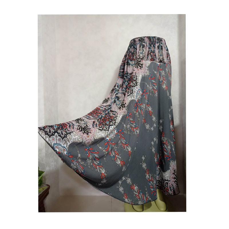 دامن زنانه مدل تمام کلوش کد cv21