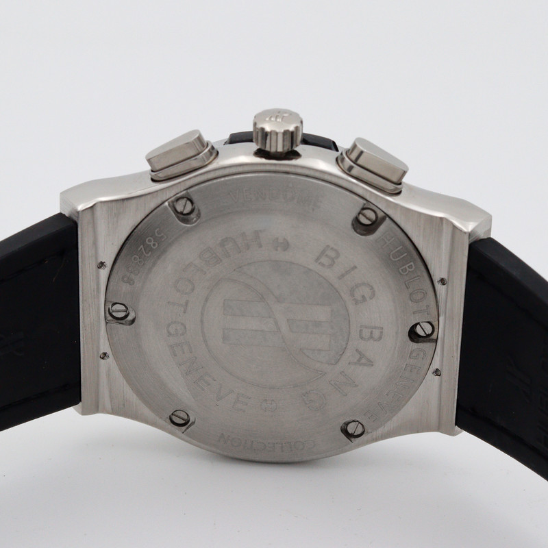 ساعت مچی عقربه‌ای مردانه  مدل Chronograph - کد WG-156