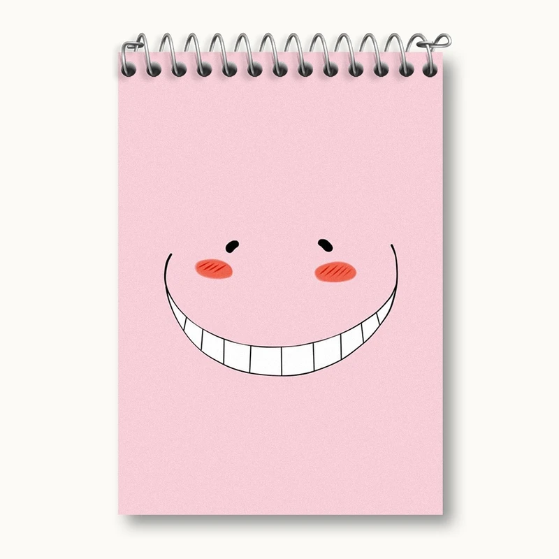 دفتر یادداشت 50 برگ خندالو مدل کورو سنسی انیمه کلاس آدمکشی کد 32043