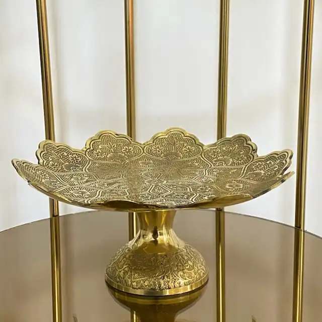 شیرینی خوری برنجی مدل گلبرگ 180820