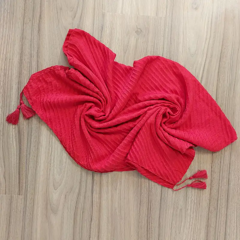 شال زنانه مدل پلیسه طرح دار