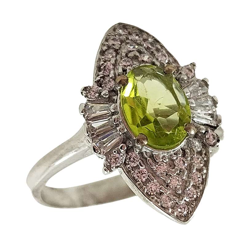 انگشتر نقره زنانه سلین کالا مدل زبرجد کد 35 انگشتر نقره زنانه سلین کالا مدل زبرجد کد 35