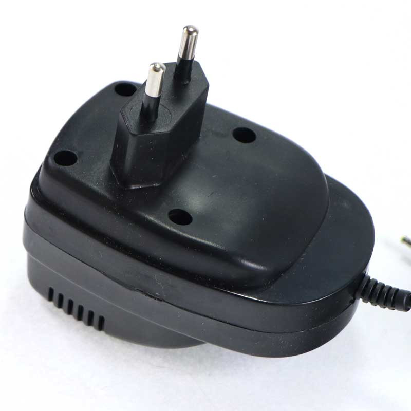 آداپتور 9 ولت 500 میلی آمپر مدل SINA 2000 آداپتور 9 ولت 500 میلی آمپر مدل SINA 2000