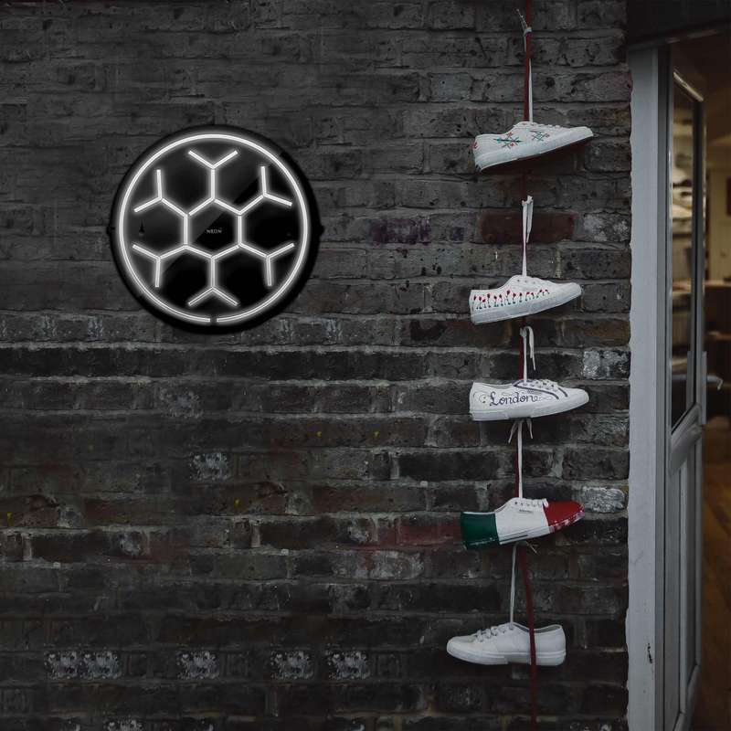 چراغ دیواری نئون دیزاین مدل Soccer-Ball-BL_WHT