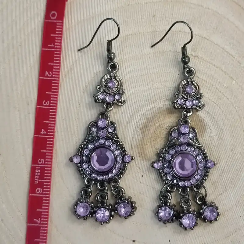 گوشواره زنانه مدل سنتی هندی نگین دار