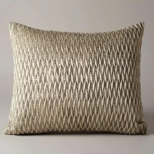 رو بالشی مدل مخمل پفکی طرح برجسته سایز 50*70 سانتی متر بسته دو عددی