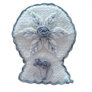 لیف حمام مدل دست بافت نخی طرح گل و برگ