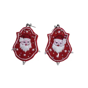 گوشواره گلدوزی مدل نمدی