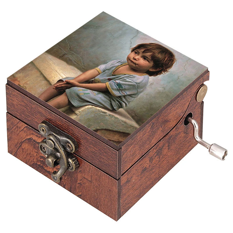 جعبه موزیکال مدل هندلی طرح پسر بچه کد 1070