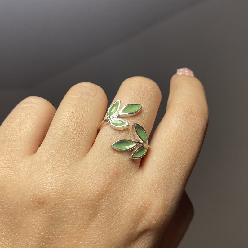 انگشتر نقره زنانه مدل جوانه و برگ ۰۱۸