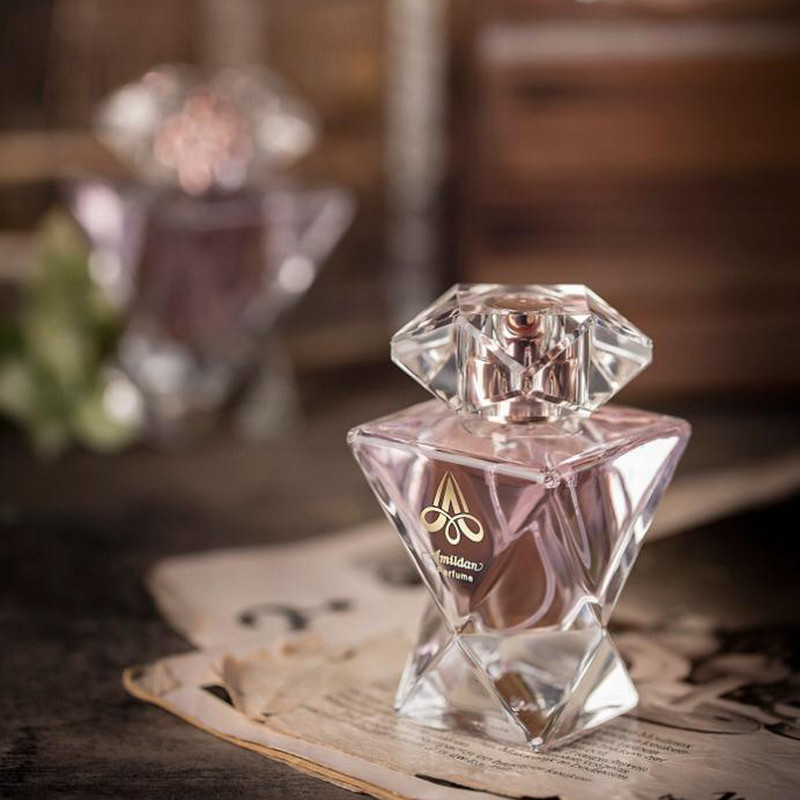 پرفیوم زنانه امیلدان مدل ورساچه برایت کریستال حجم 50 میلی لیتر