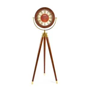 ساعت ایستاده ورسانا مدل luxury