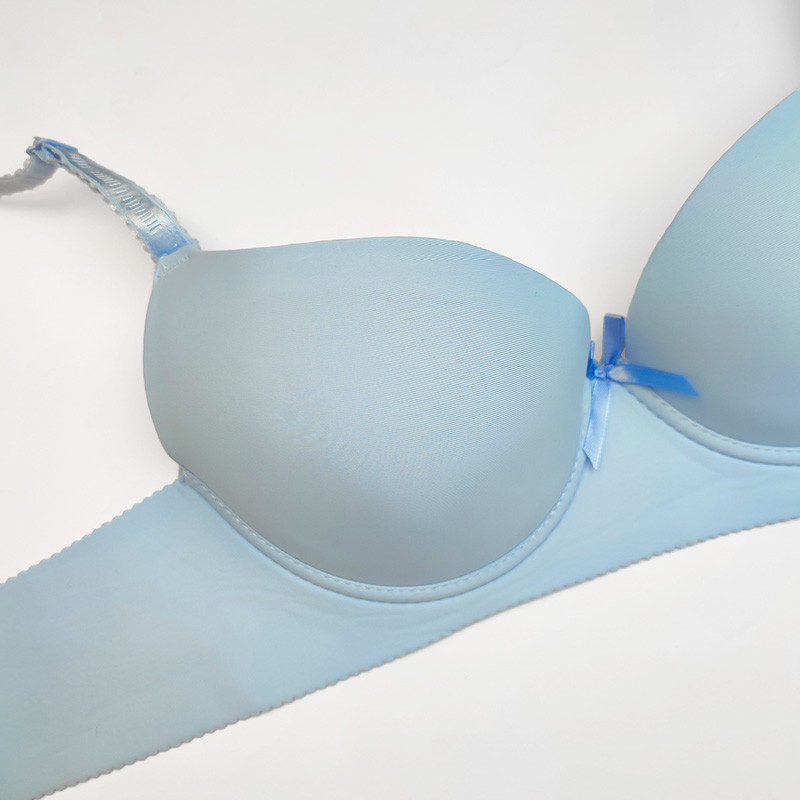 سوتین زنانه مدل اسفنجی دکلته جکدار کاپ B کد 681066