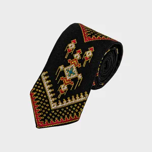 کراوات دست دوز مردانه سوچن مدل درناز قرمز