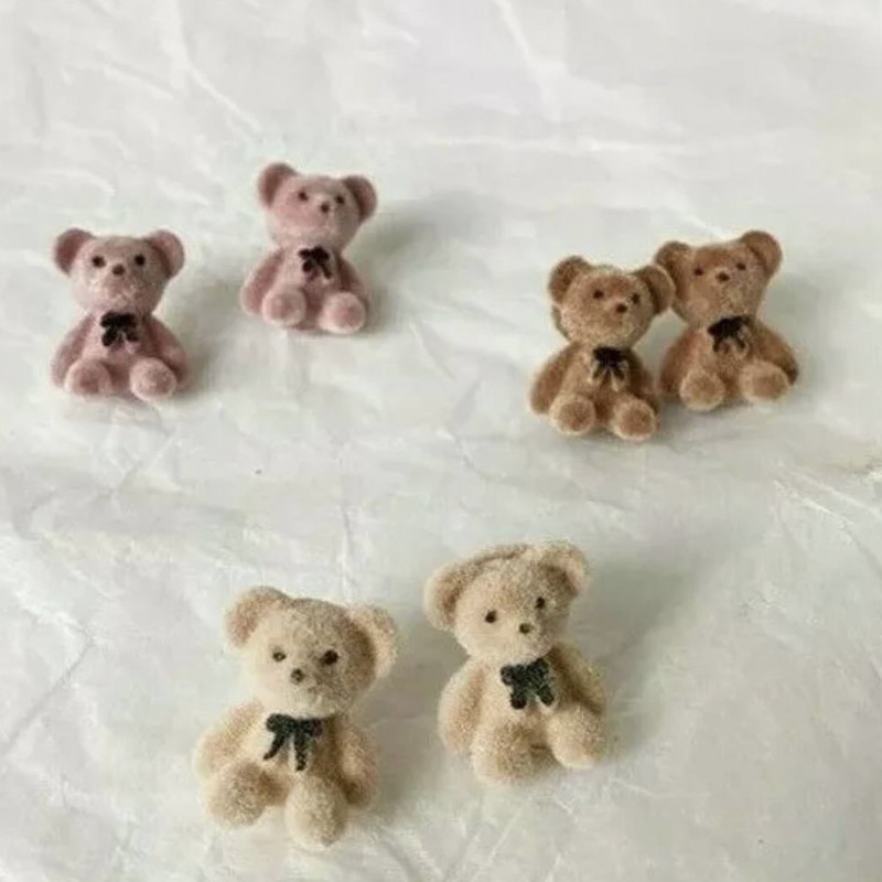 گوشواره زنانه مدل مخملی خرس عشق گوشواره زنانه مدل مخملی خرس عشق