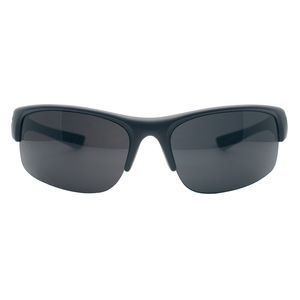 نقد و بررسی عینک آفتابی مدل 00 9001 توسط خریداران