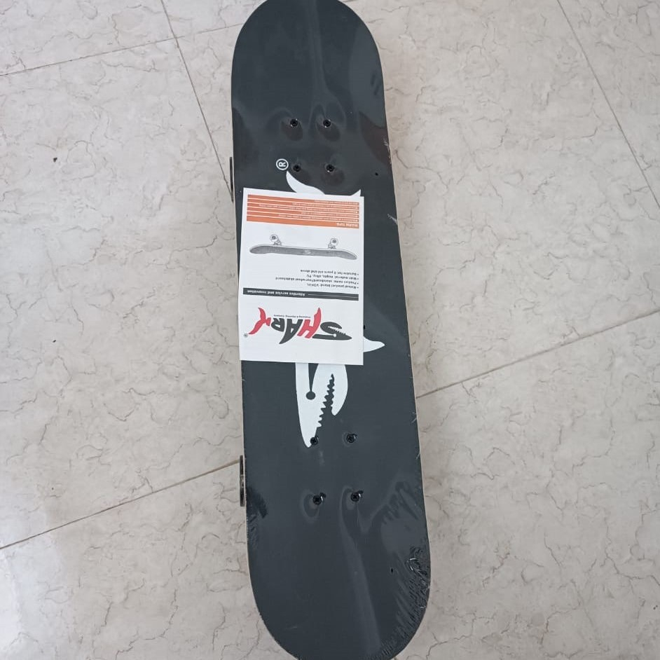 اسکیت بورد مدل چرخ کربنی A02 طرح تایگر