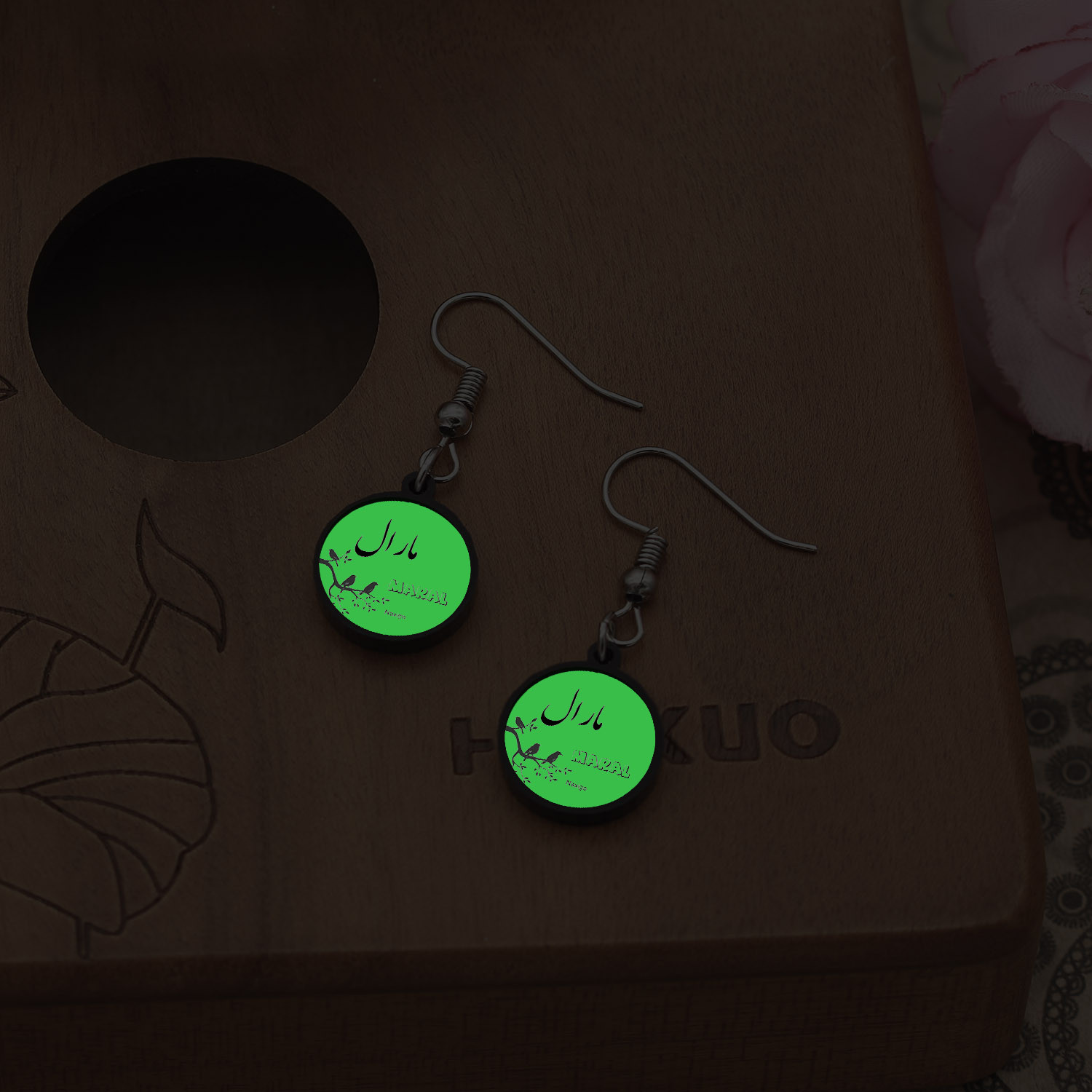 گوشواره زنانه ناکسیگو مدل شب تاب طرح مارال کد ES8518