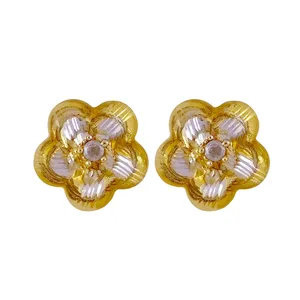 گوشواره طلا 18 عیار زنانه مدل GO111